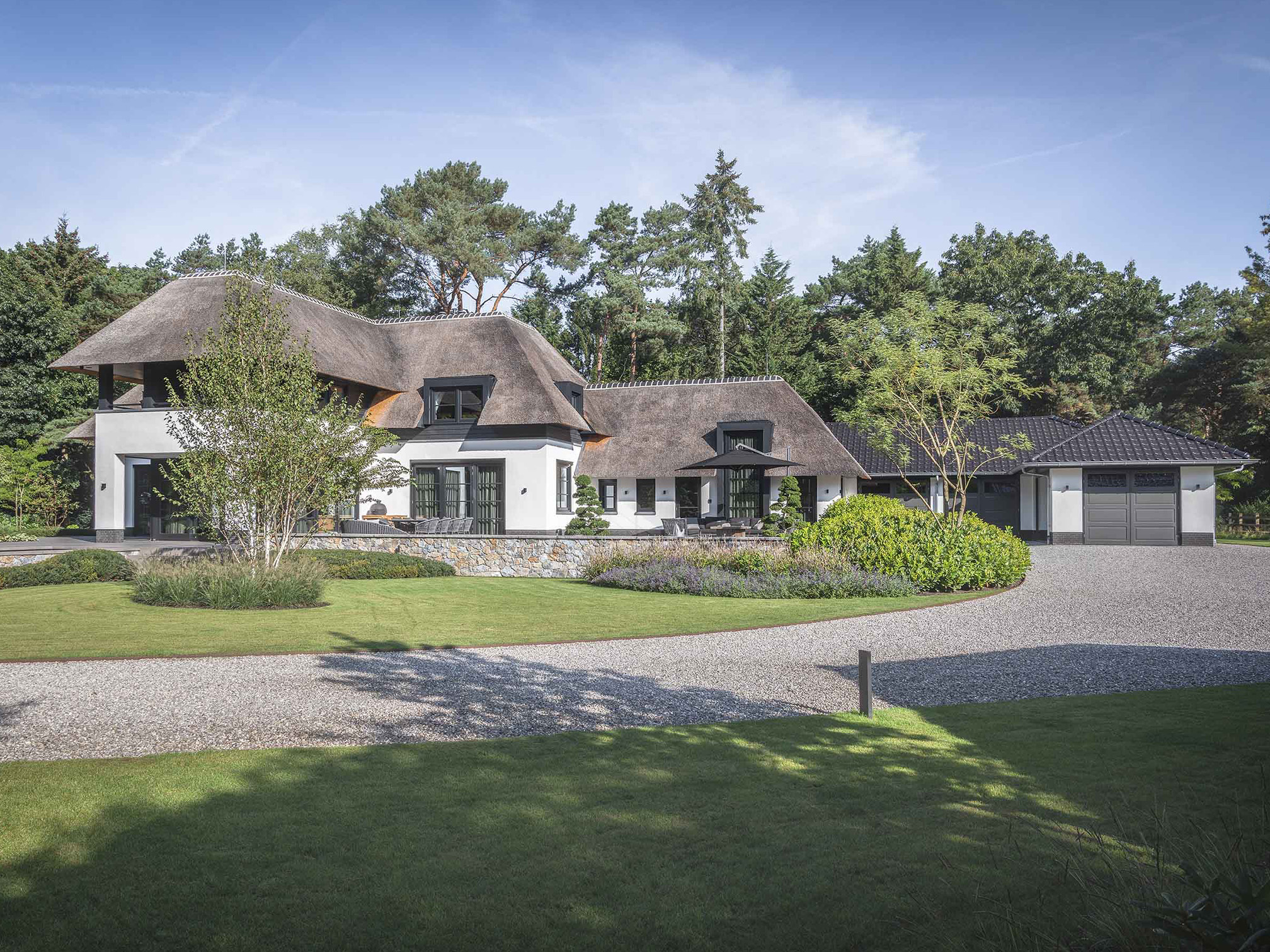bosrijke villatuin | midden nederland